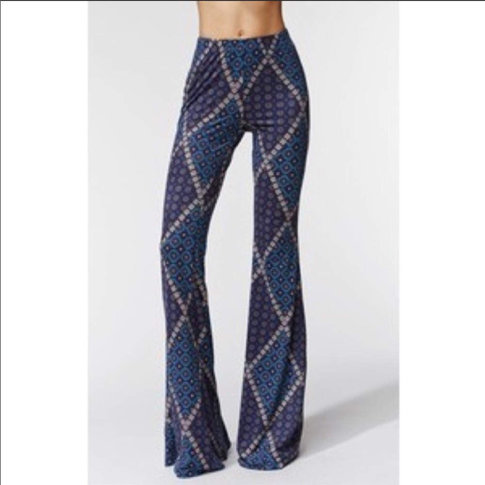 Kendall & Kylie Boho Flare pants